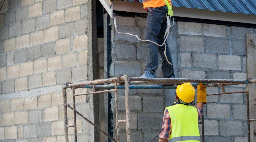Expert flood damage restoration services in Agua Dulce, TX